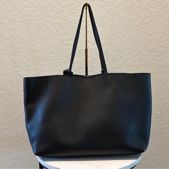 Jimmy Choo Black Leather Tote Bag W/ Wristlet Pouch and Dust Bag - Picture 4 of 14